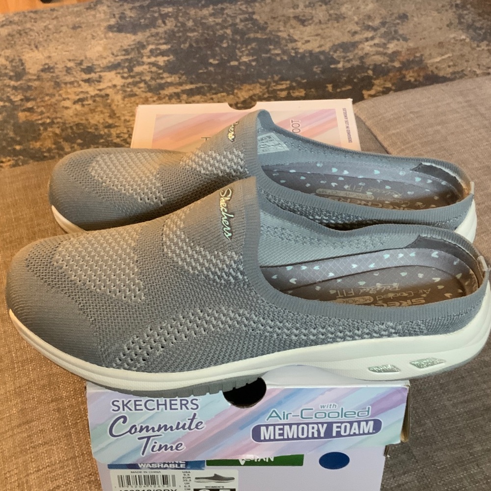 Skechers Women's Blue Slip-On Sneakers